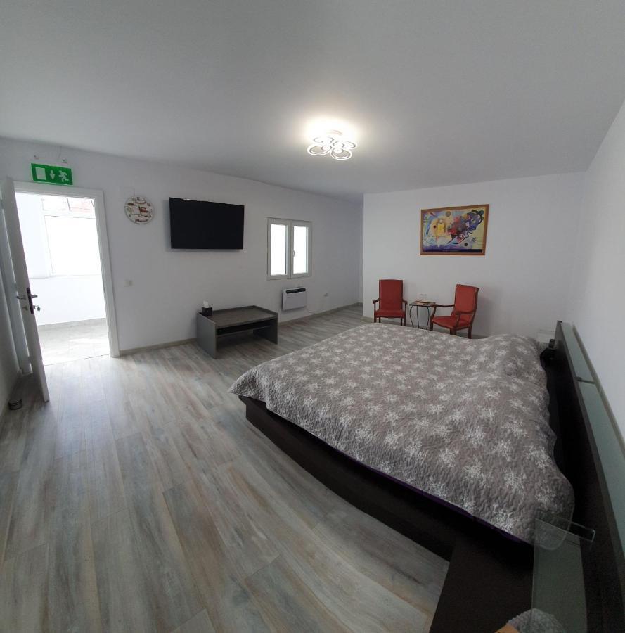 Casa Musceleana Hotel Câmpulung Bagian luar foto