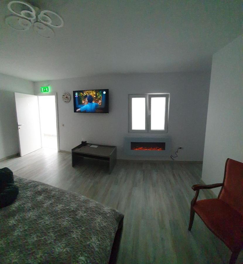 Casa Musceleana Hotel Câmpulung Bagian luar foto