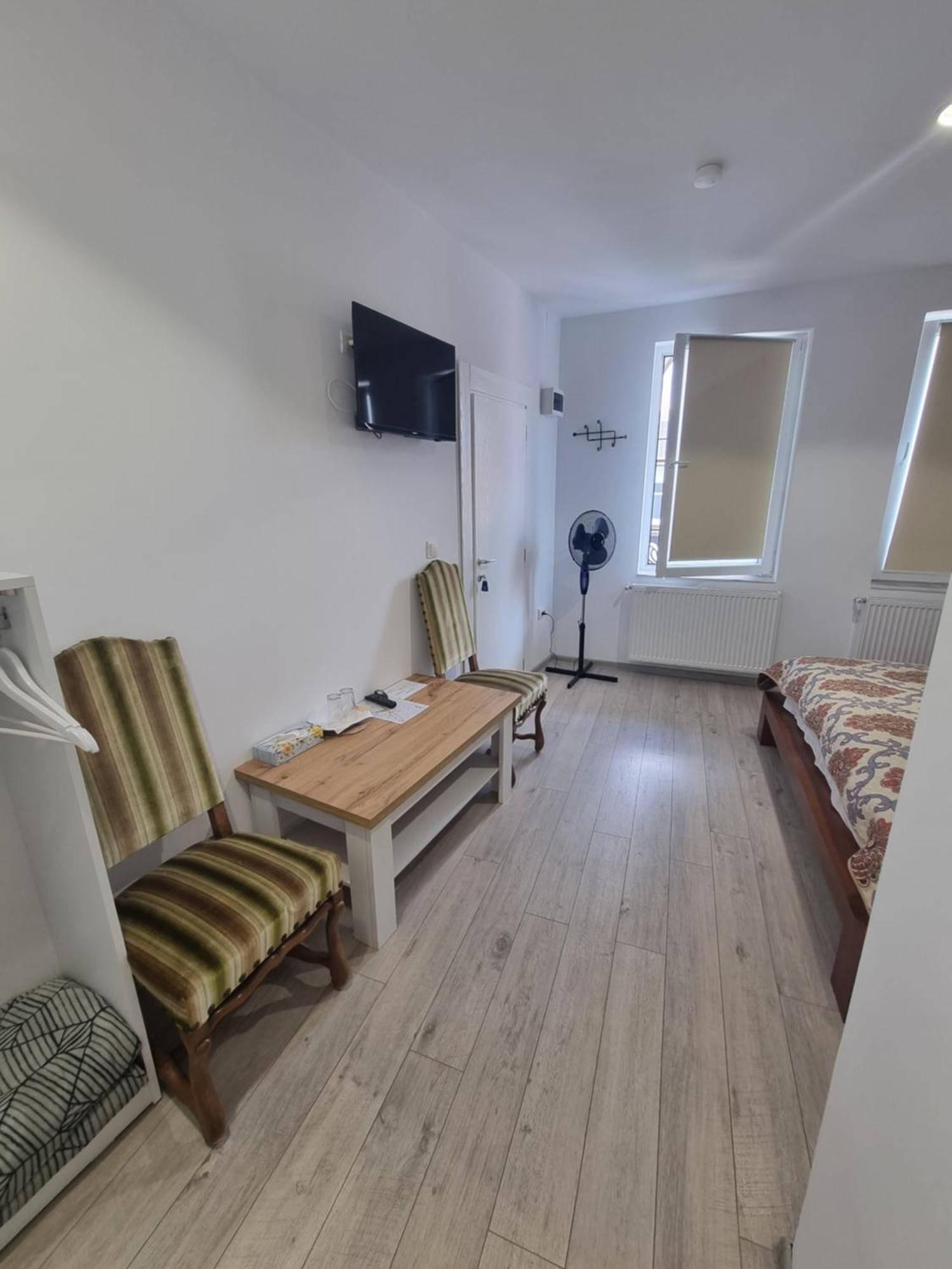 Casa Musceleana Hotel Câmpulung Bagian luar foto
