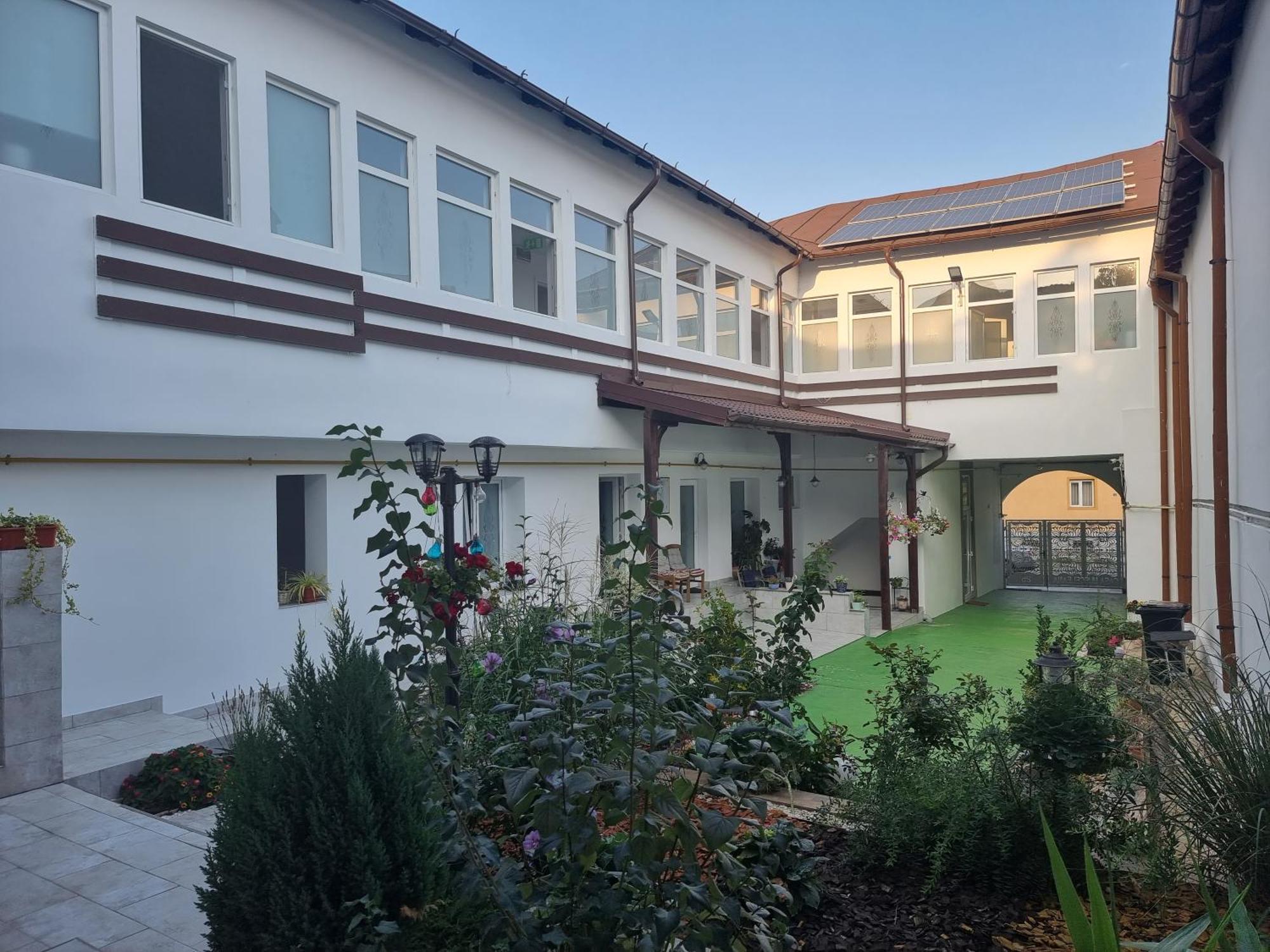 Casa Musceleana Hotel Câmpulung Bagian luar foto