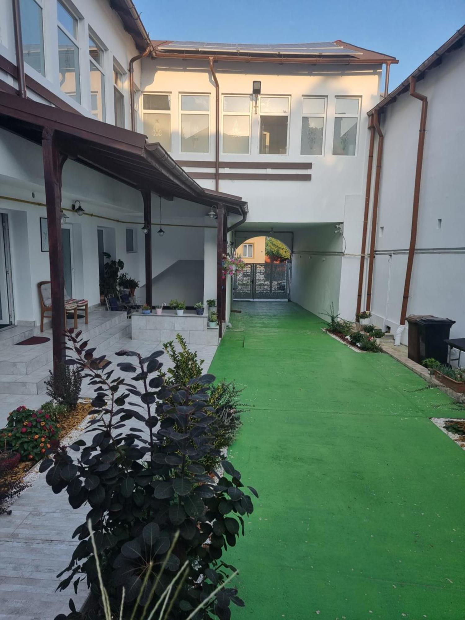 Casa Musceleana Hotel Câmpulung Bagian luar foto